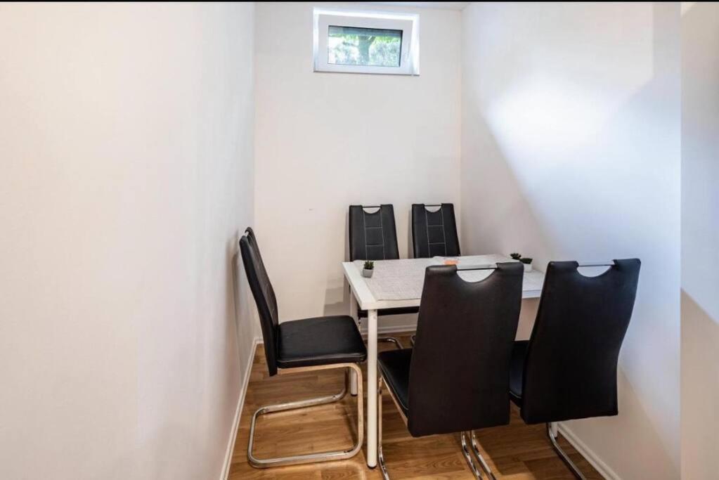 Cityloft Kassel 1 - Zentrale Unterkunft Fuer Gruppen Bis 7 Personen - Parkplatz - Netflix Exteriör bild